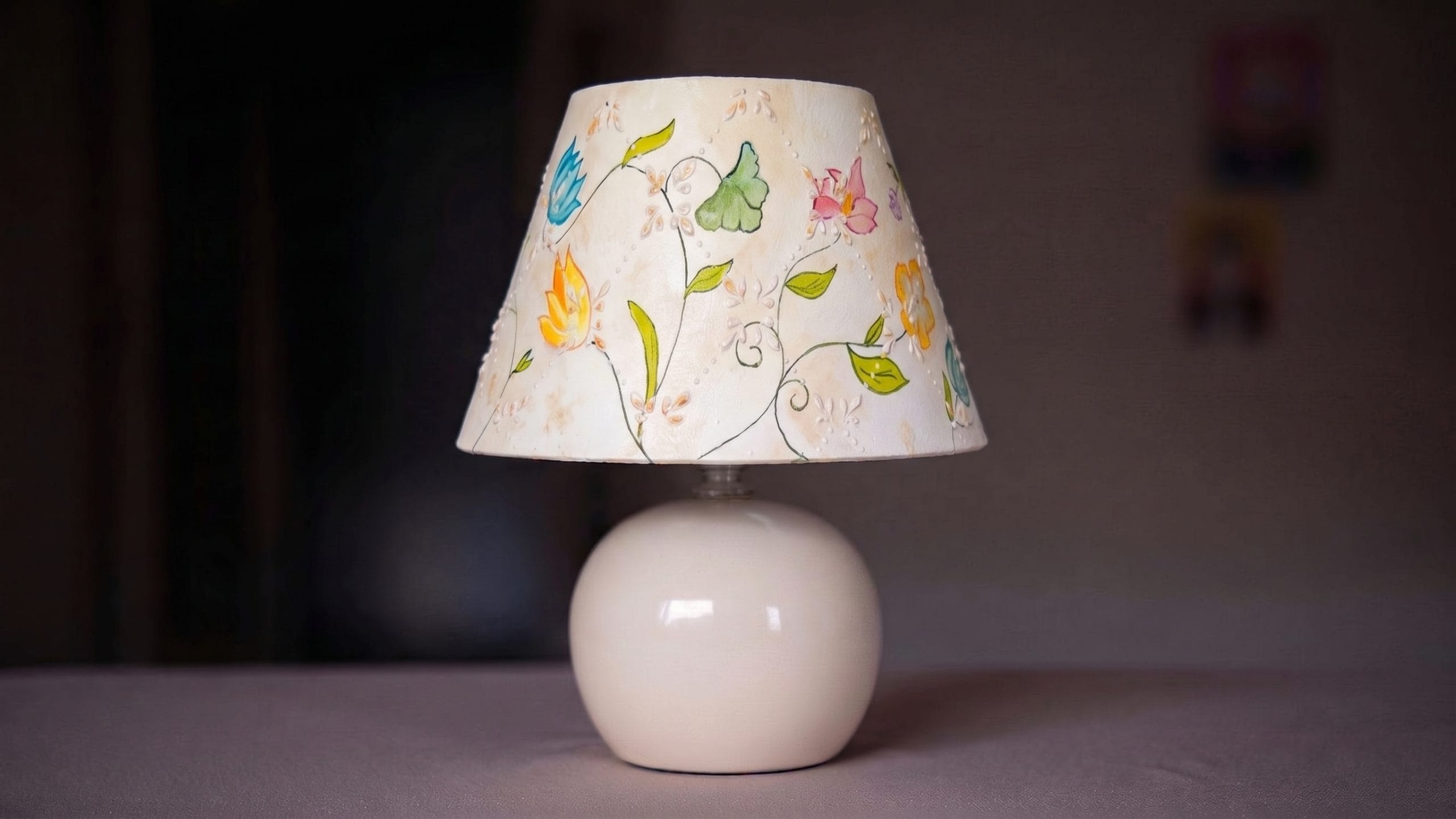 Flora Kafesi Soyut Gerçekçi Abajur (Seramik Taban) Flora Kafesi Soyut Gerçekçi Abajur (Seramik Taban) - Görsel 16