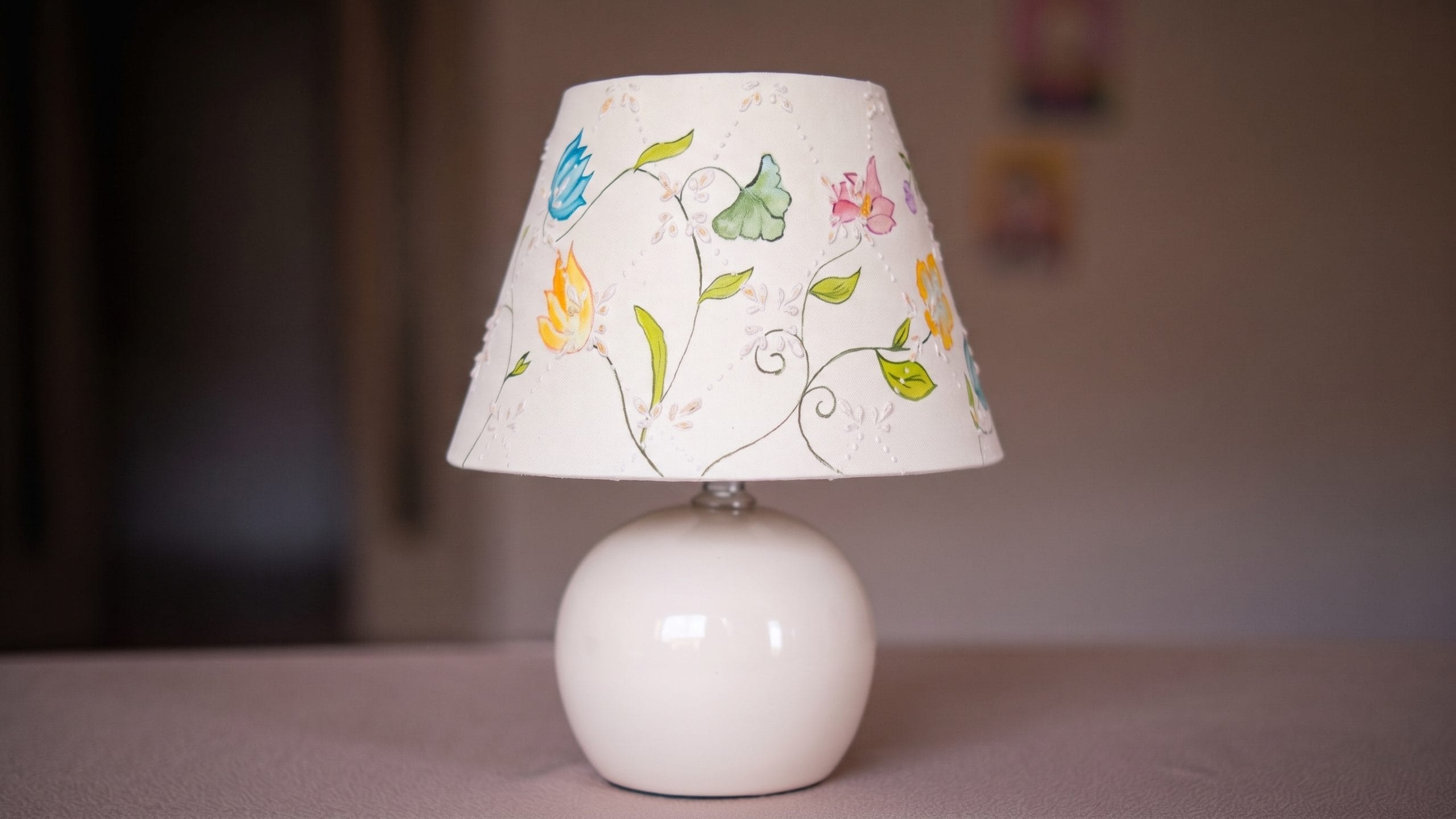Flora Kafesi Soyut Gerçekçi Abajur (Seramik Taban) Flora Kafesi Soyut Gerçekçi Abajur (Seramik Taban) - Görsel 17