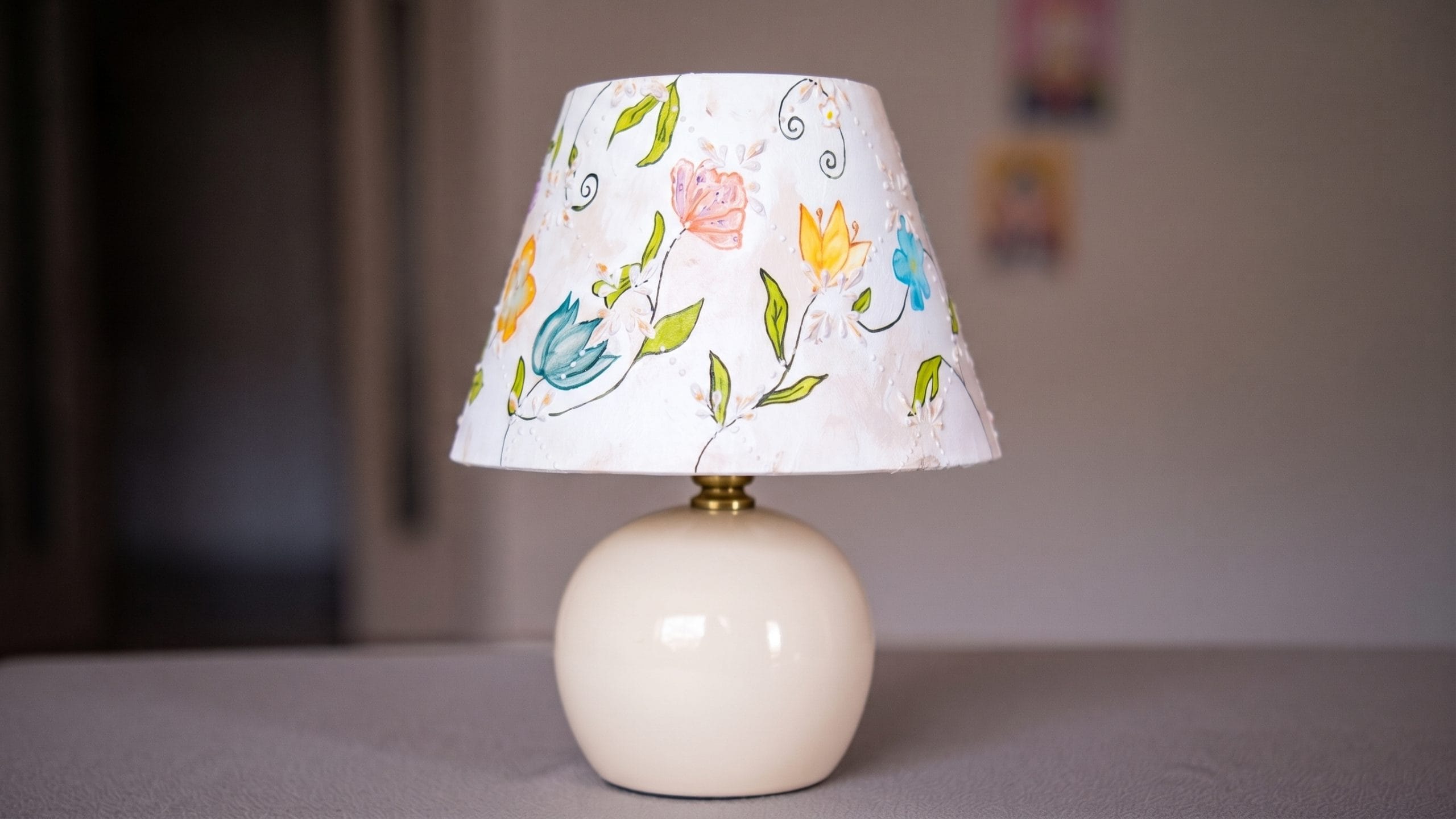 Flora Kafesi Soyut Gerçekçi Abajur (Seramik Taban) Flora Kafesi Soyut Gerçekçi Abajur (Seramik Taban) - Görsel 18